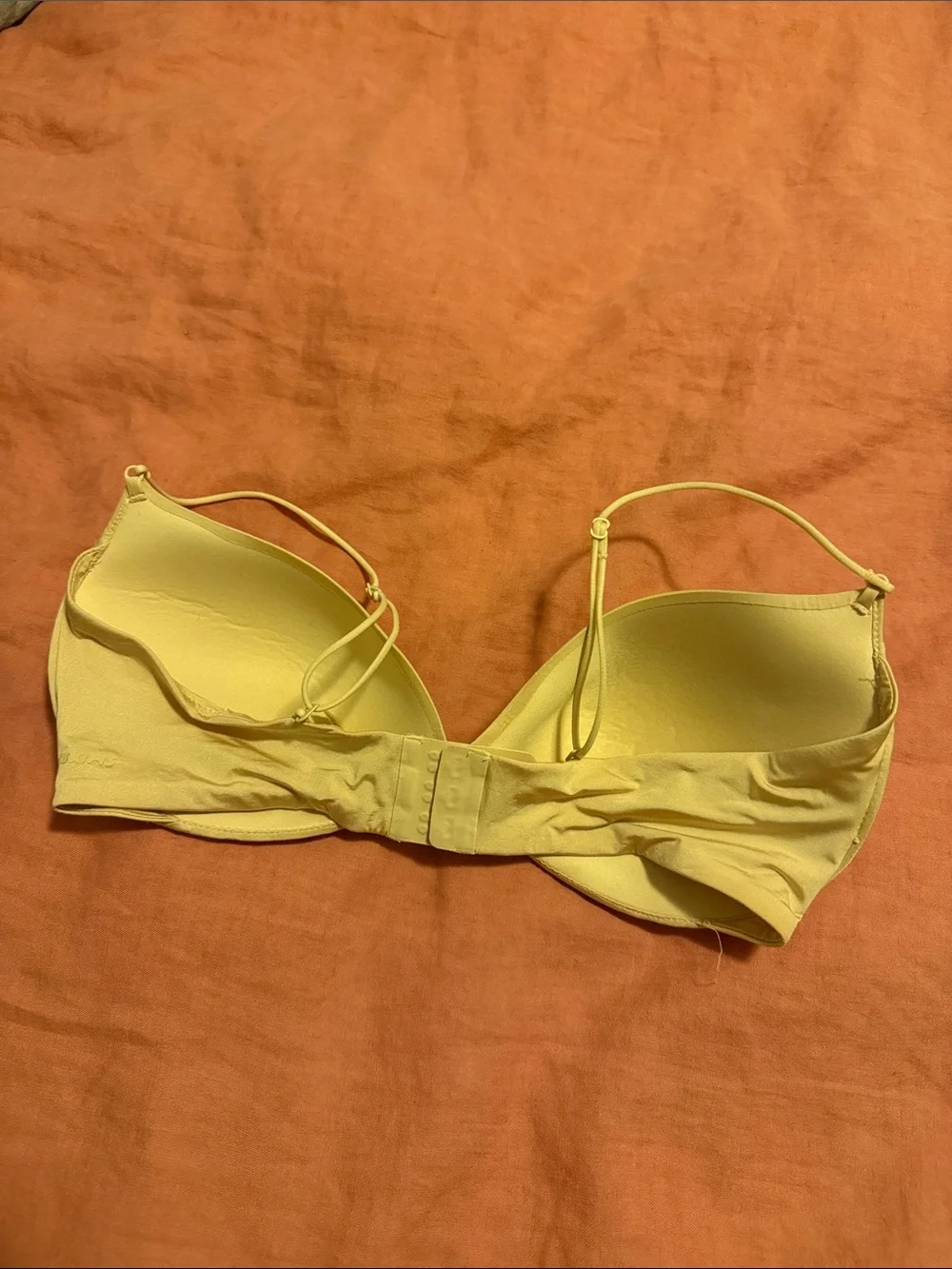 SKIMS Micro-strap plunge bra in Clay - Picture 2 of 4